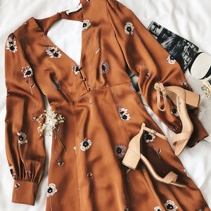 NWT ASTR the Label Jewel Light Brown Floral Midi